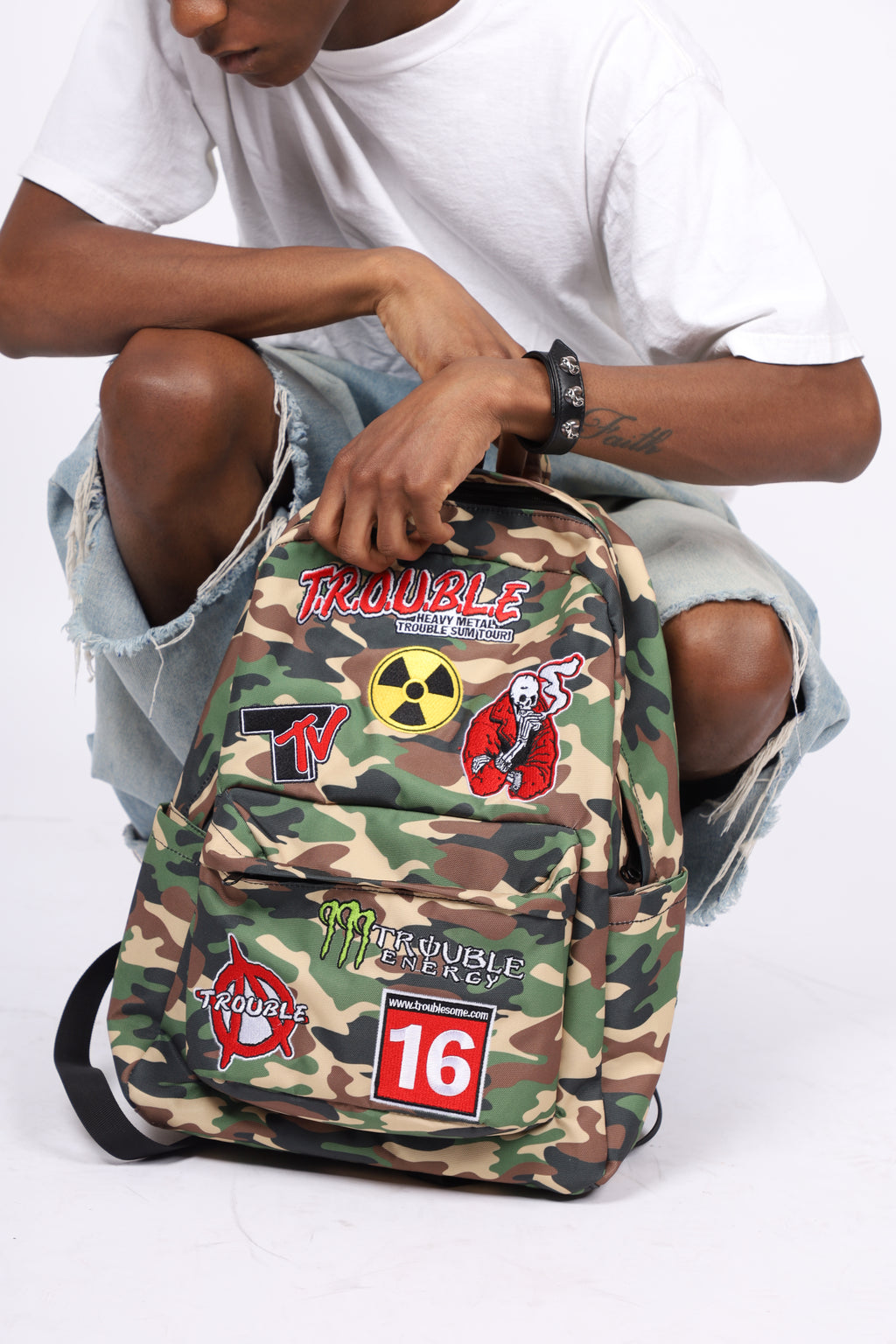 TROUBLESOME CAMO PATCHPACK